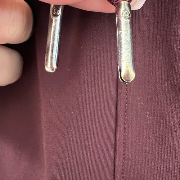 Lululemon On the Fly Jogger *Luxtreme 25" Cassis (Size 4) - Picture 6 of 10